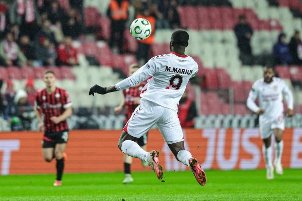 Samsunspor: 4 - KF Shkendija: 0 (Foto Galeri) - Resim 57