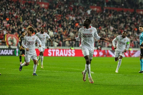 Samsunspor: 1 - Rayo Vallecano: 3 (Foto Galeri) - Resim 24