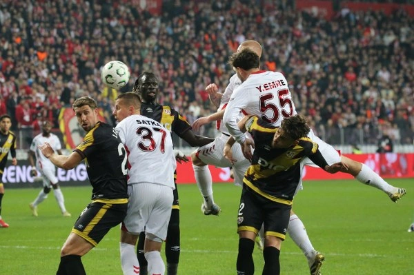 Samsunspor: 1 - Rayo Vallecano: 3 (Foto Galeri) - Resim 32