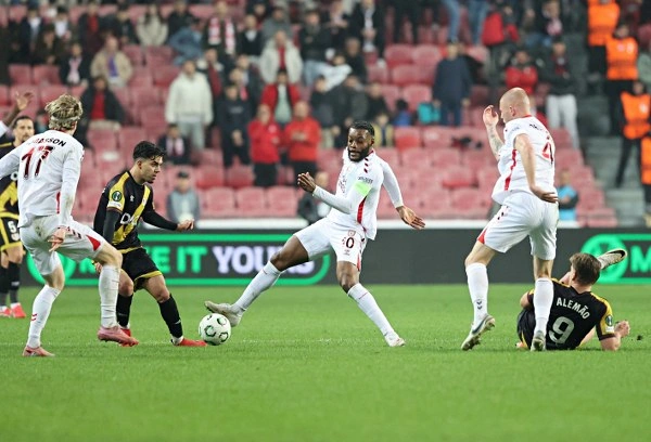 Samsunspor: 1 - Rayo Vallecano: 3 (Foto Galeri) - Resim 52