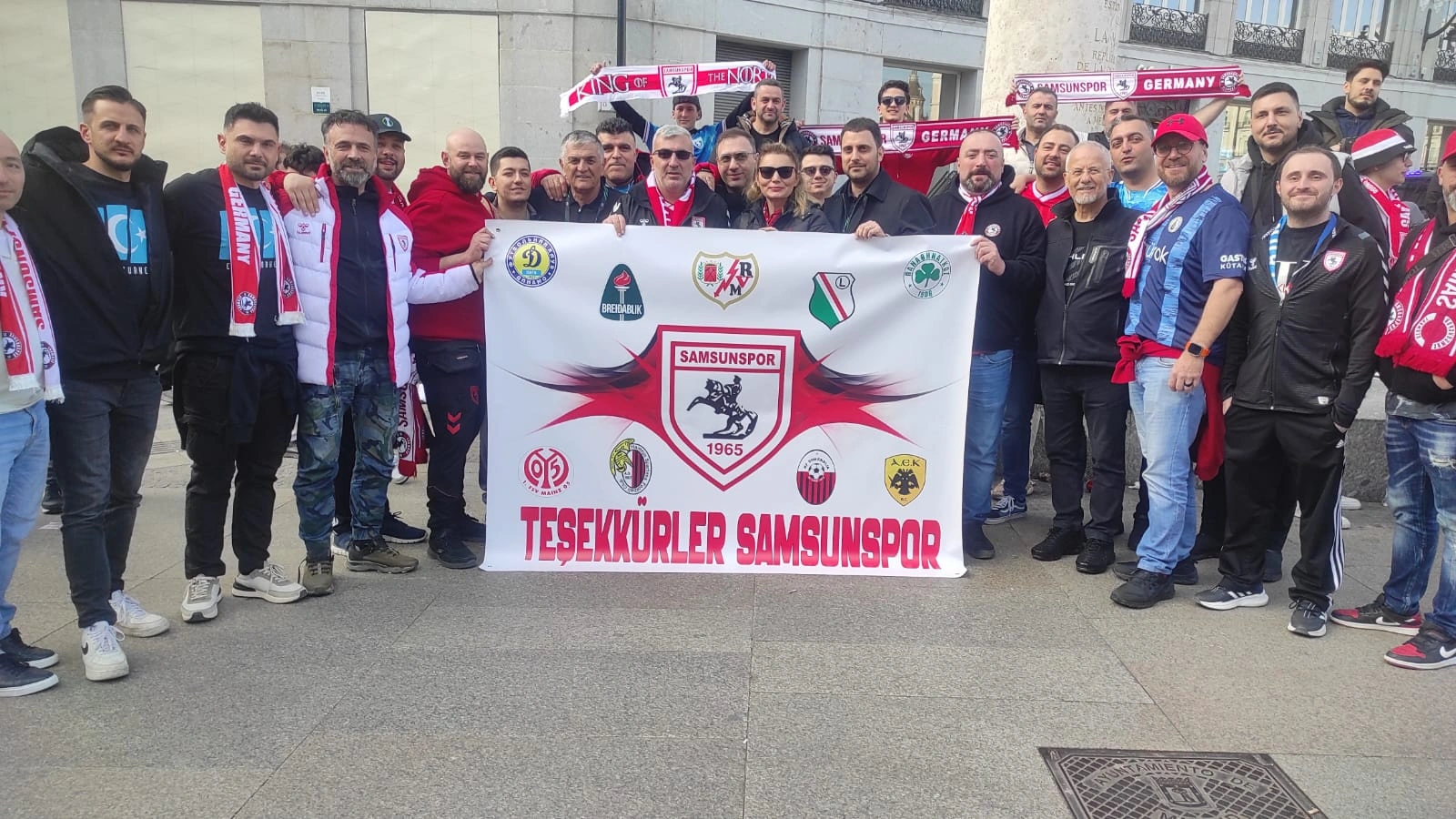 Madrid'de Samsunspor Rüzgarı! Taraftar Şov Yaptı - Resim 8