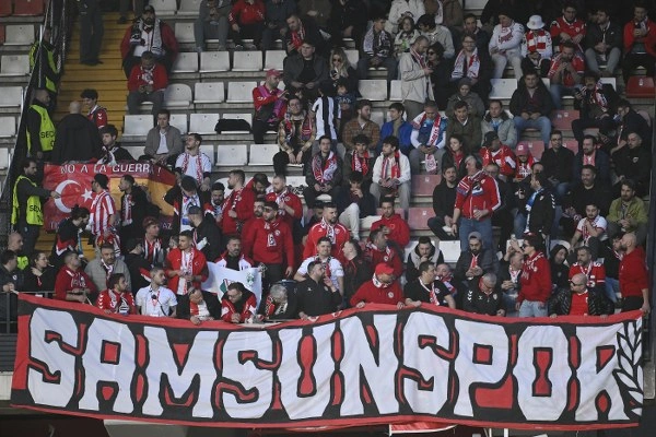 Madrid'de Samsunspor Rüzgarı! Taraftar Şov Yaptı - Resim 20
