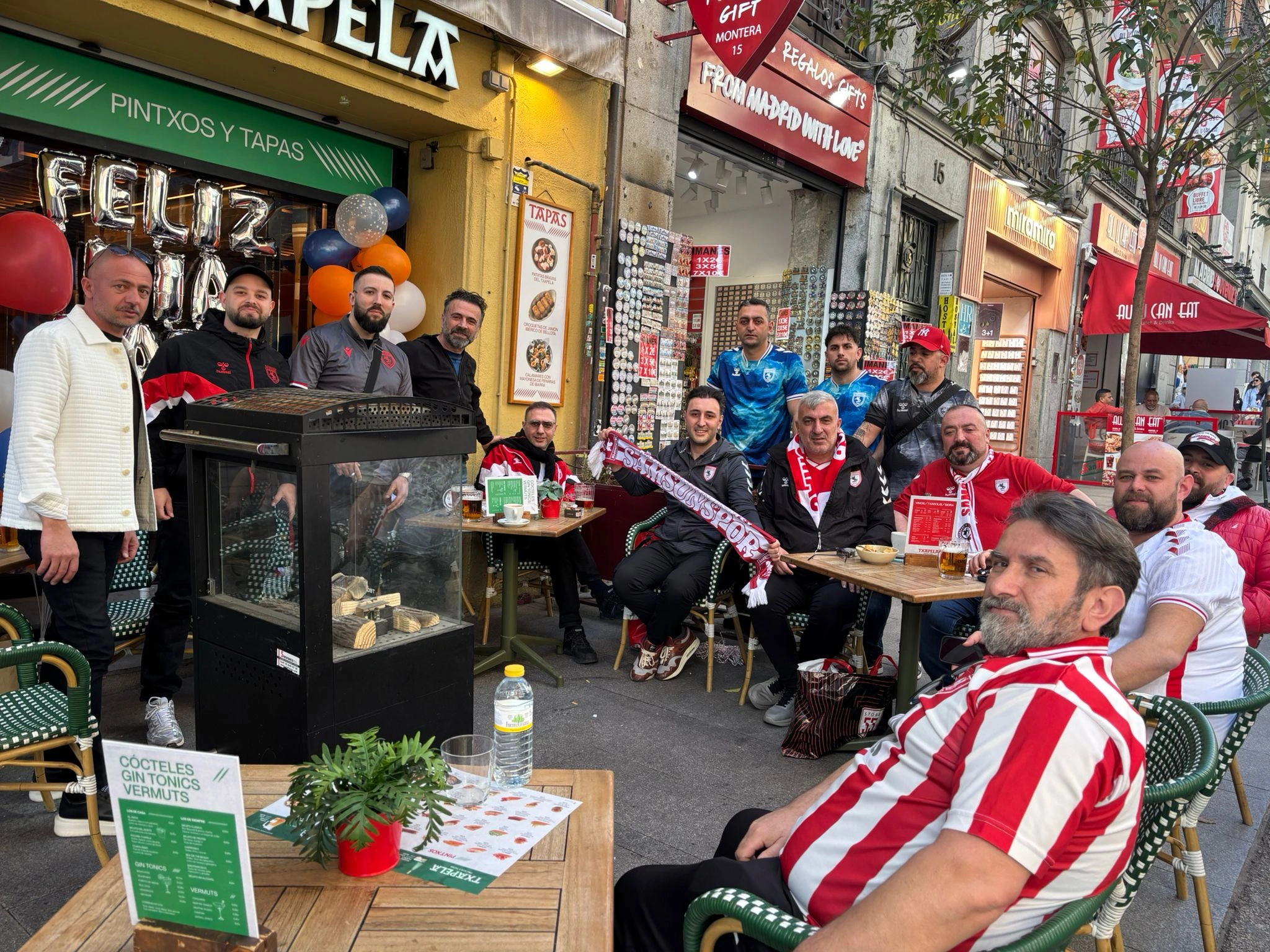 Madrid'de Samsunspor Rüzgarı! Taraftar Şov Yaptı - Resim 21