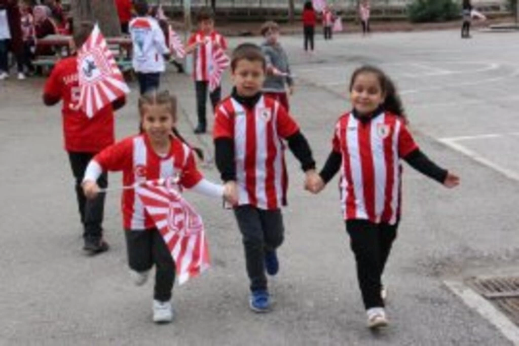 DUYGULANDIRAN KARŞILAMA - Resim 17
