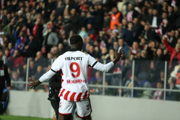 Samsunspor: 4 - Galatasaray: 1 (Foto Galeri) - Resim 40