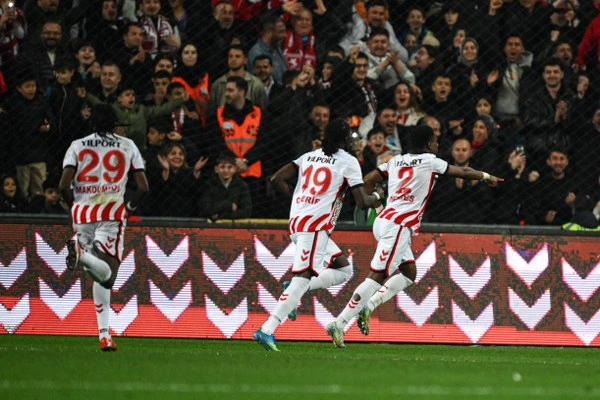 Samsunspor: 4 - Galatasaray: 1 (Foto Galeri) - Resim 49