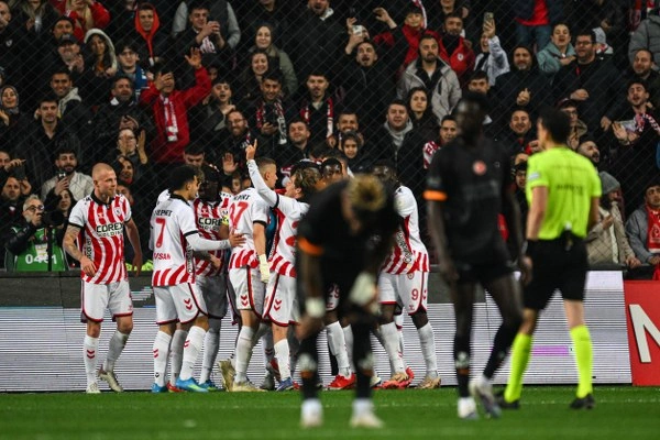 Samsunspor: 4 - Galatasaray: 1 (Foto Galeri) - Resim 76