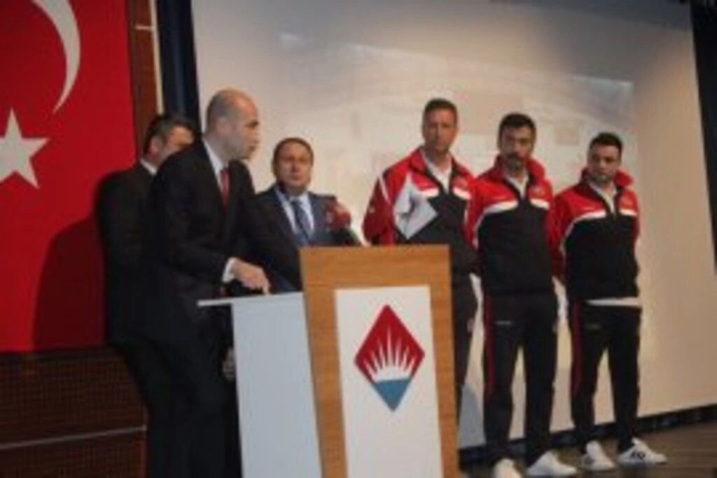 Bahçeşehir Koleji'nin basketboldaki hedefi 'marka kulüp' olmak - Resim 4