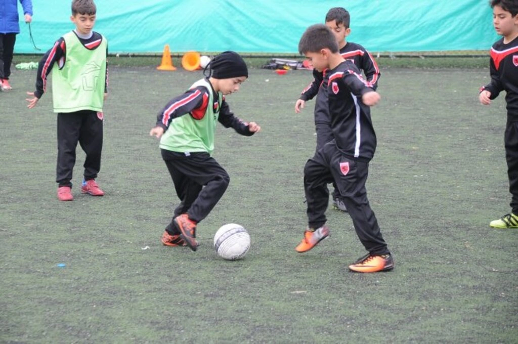 'Hedef Kimlik Sahibi Futbolcular' - Resim 9