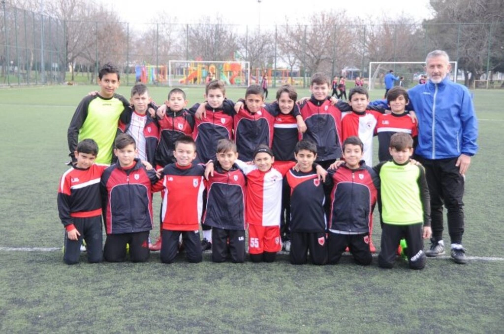 'Hedef Kimlik Sahibi Futbolcular' - Resim 11