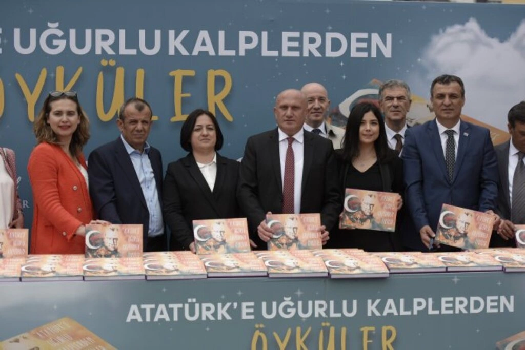 Uğur'lu öğrencilerin "Atatürk sevgisi" kitaba dönüştü - Resim 1