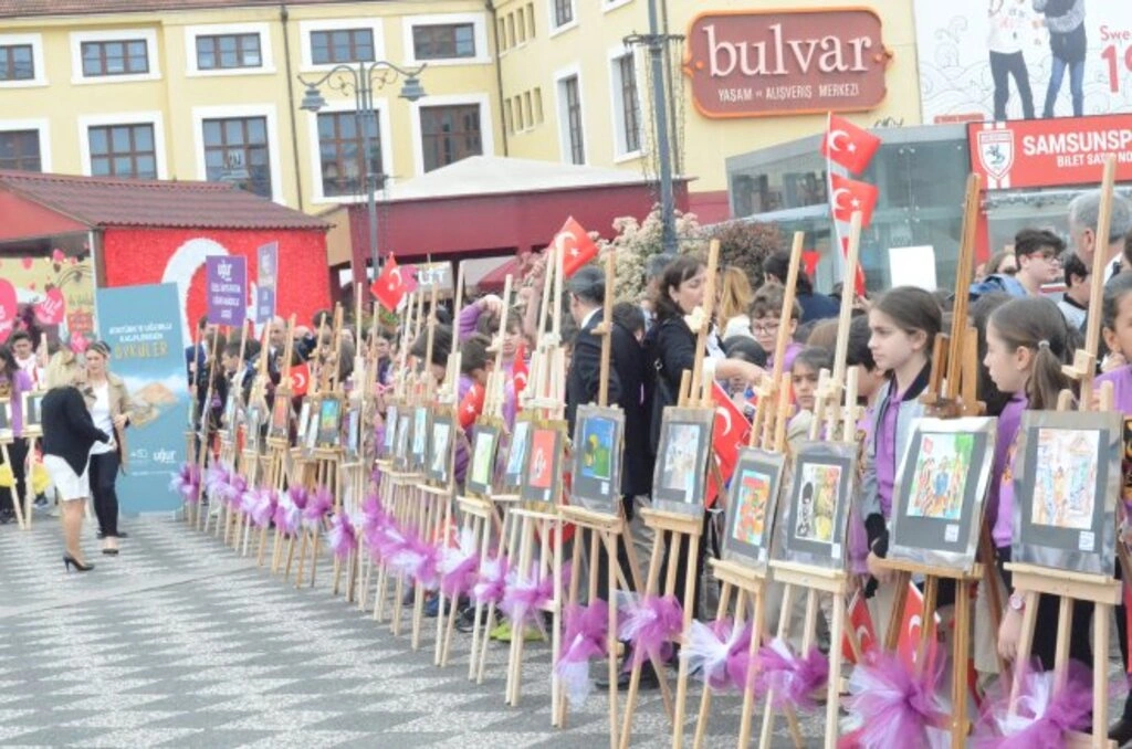 Uğur'lu öğrencilerin "Atatürk sevgisi" kitaba dönüştü - Resim 13