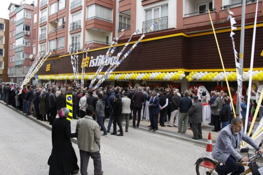 Terme'de İstikbal Mobilya'ya görkemli açılış - Resim 3