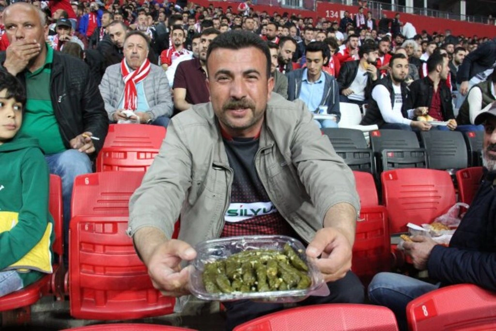 Her Şey Çok Güzel Başlamıştı - Resim 5