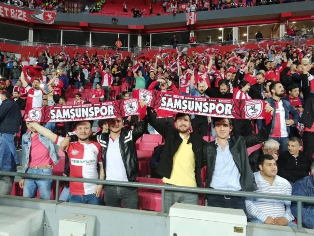 Her Şey Çok Güzel Başlamıştı - Resim 6