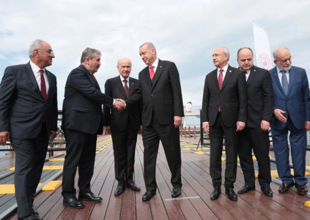 19 Mayıs Atatürk'ü Anma, Gençlik ve Spor Bayramı'ndan Geriye Kalanlar... - Resim 1
