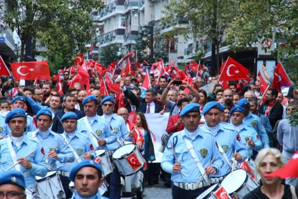 19 Mayıs Atatürk'ü Anma, Gençlik ve Spor Bayramı'ndan Geriye Kalanlar... - Resim 111