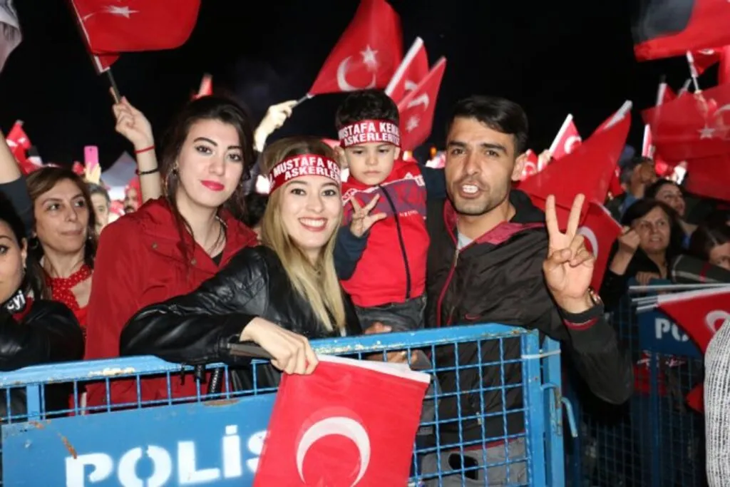 19 Mayıs Atatürk'ü Anma, Gençlik ve Spor Bayramı'ndan Geriye Kalanlar... - Resim 121