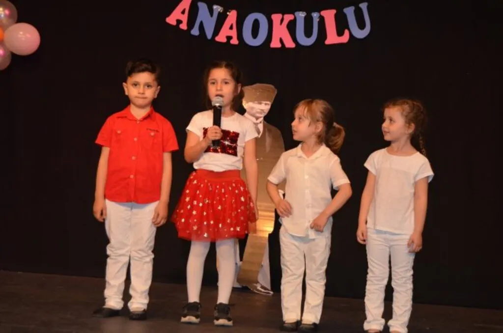 Küçük Dahiler'de mezuniyet coşkusu - Resim 21