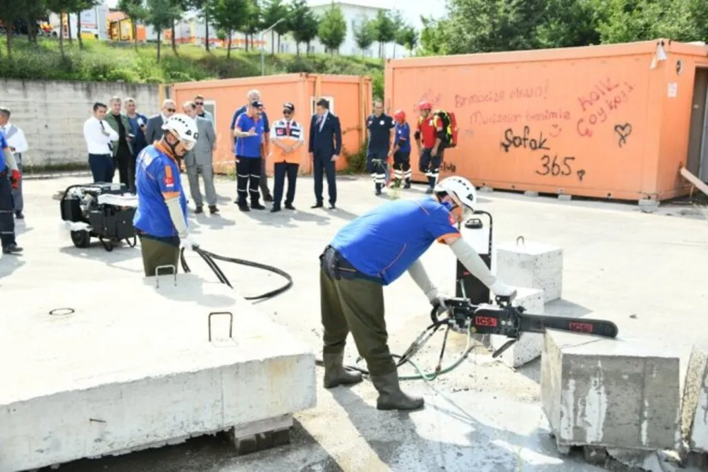 Samsun'da Gerçeğini Aratmayan Tatbikat - Resim 15