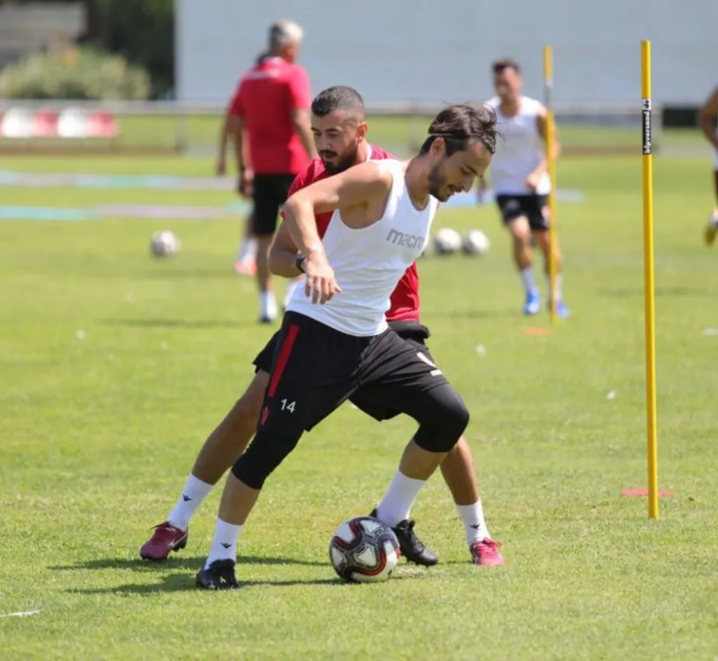 Samsunspor yeni sezon hazırlıklarını bugün yaptığı idmanla sürdürdü - Resim 4