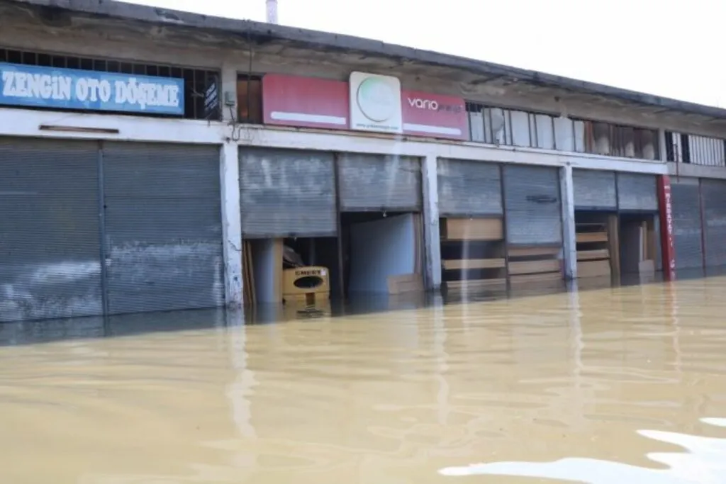 Samsun'da Sel Felaketi - Resim 19