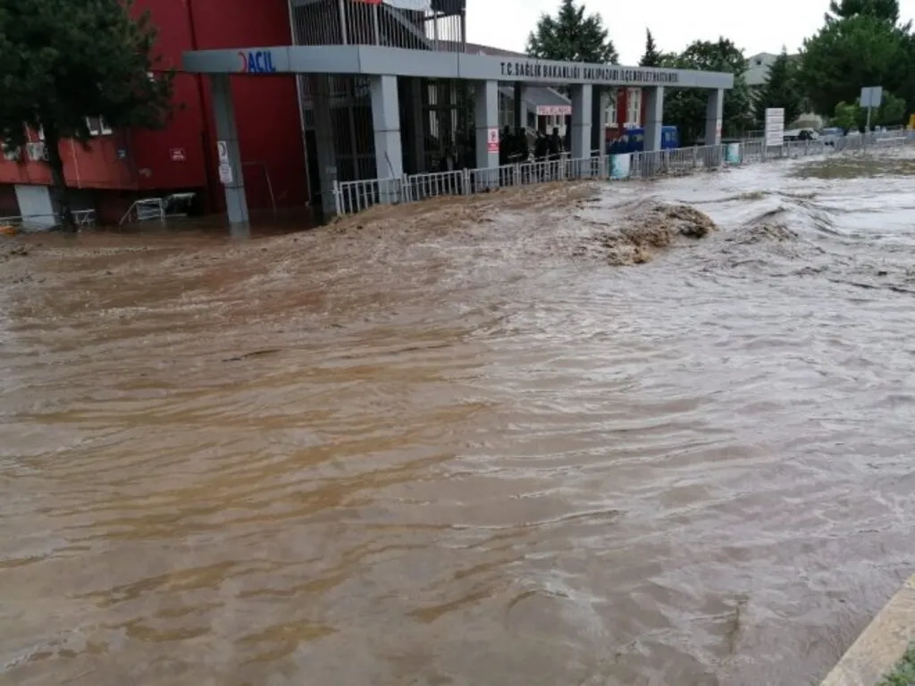 Samsun'da Sel Felaketi - Resim 26