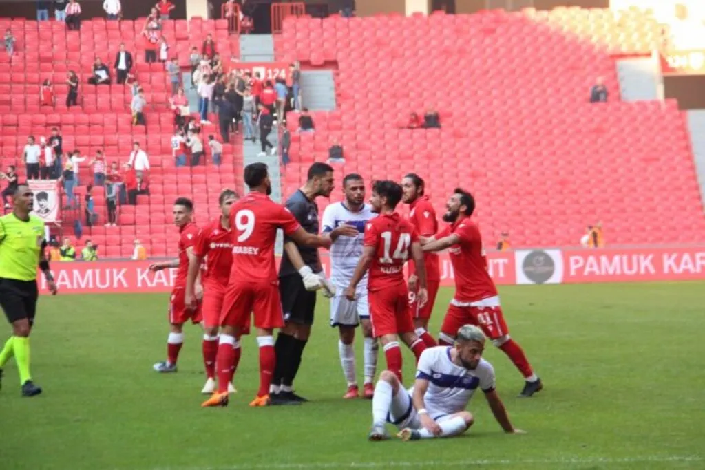 Yılport Samsunspor - Hacettepespor maçından geriye kalanlar - Resim 9