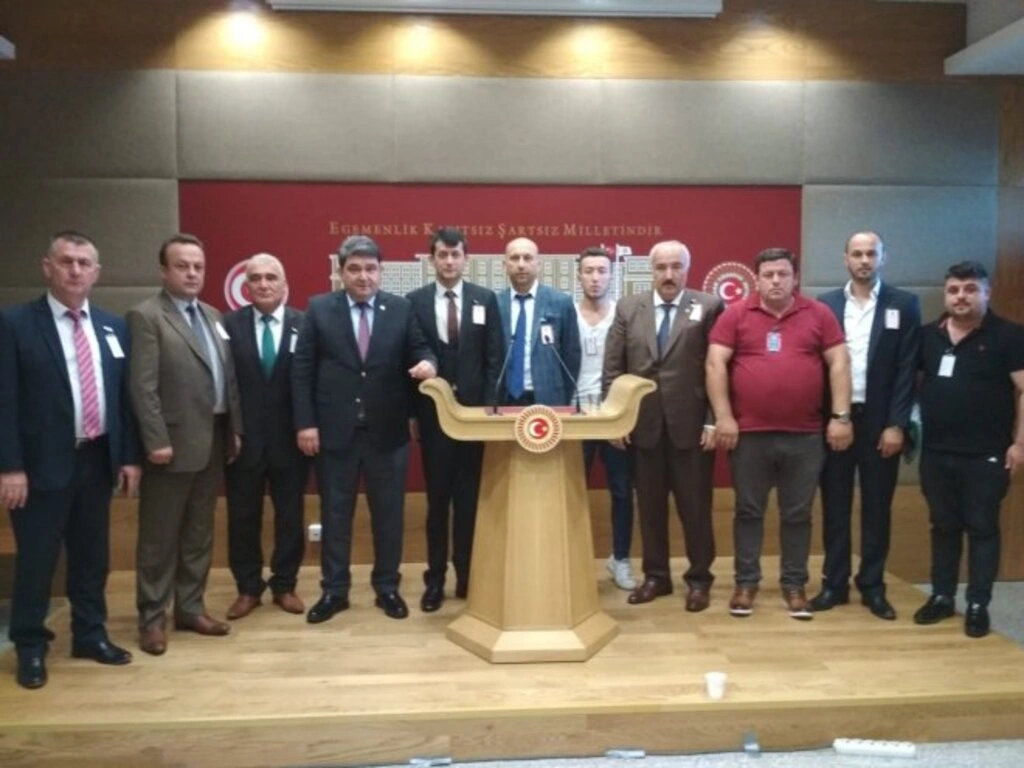 SAMSUN ZİRAAT ODALARI BAŞKANLARI TBMM'YE ÇIKARMA YAPTI - Resim 3