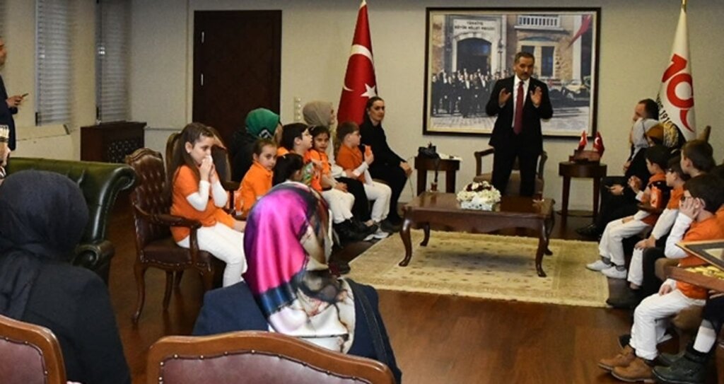 Vali Kaymak başarısının sırrını açıkladı