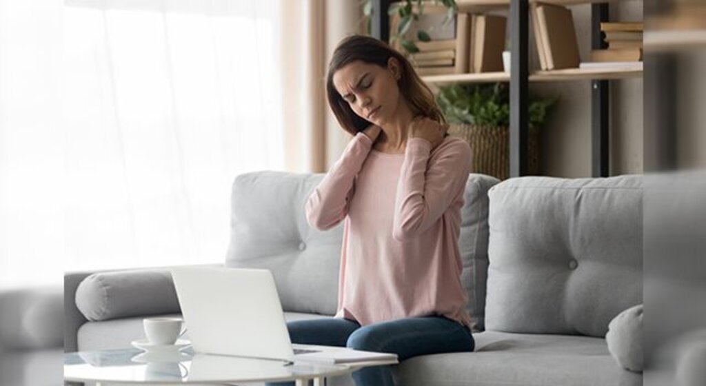 Ofis hastalıkları artık evimize taşındı! Bu sorunlar pandemide artış gösterdi, çünkü…