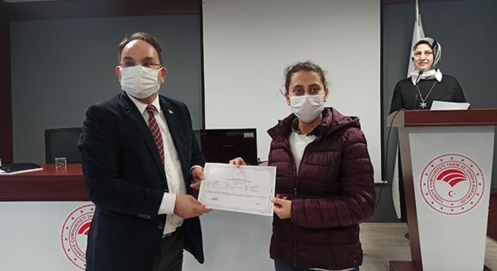 Bafra'da Kursiyerlerin belge heyecanı