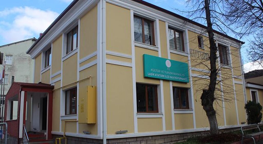 Ladik Atatürk Kütüphanesi yenilendi