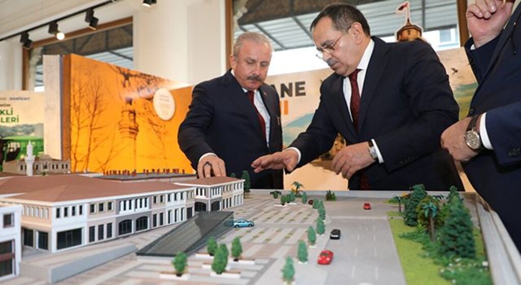 TBMM Başkanı Şentop, Saathane Meydanı projesini inceledi