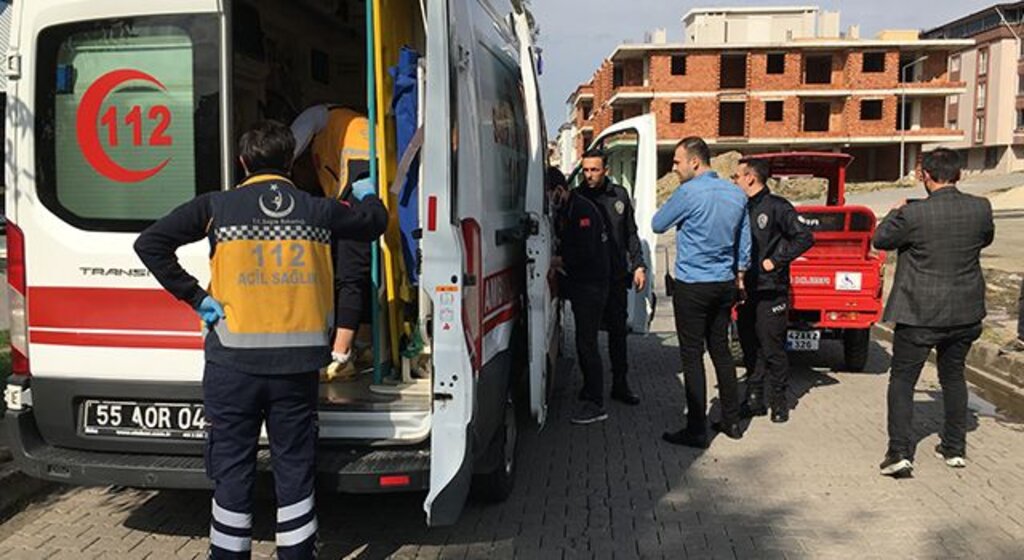 Çarşamba’da Devrilen Engelli Aracının Sürücüsü Yaralandı