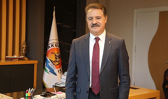 Atakum Belediye Başkanı Cemil Deveci: Cumhuriyet gençlere emanettir