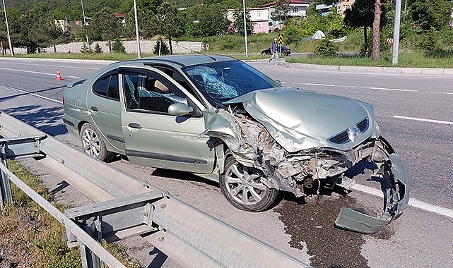 Samsun'da Pazara Araç Satın Almaya Giderken Kaza Yaptılar: 2 Yaralı