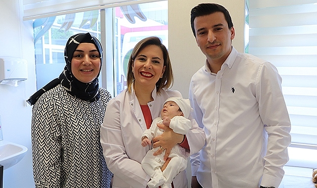 Samsun'da Yemek Borusu Olmadan Doğan Bebeğe Doktordan Hayati Dokunuş