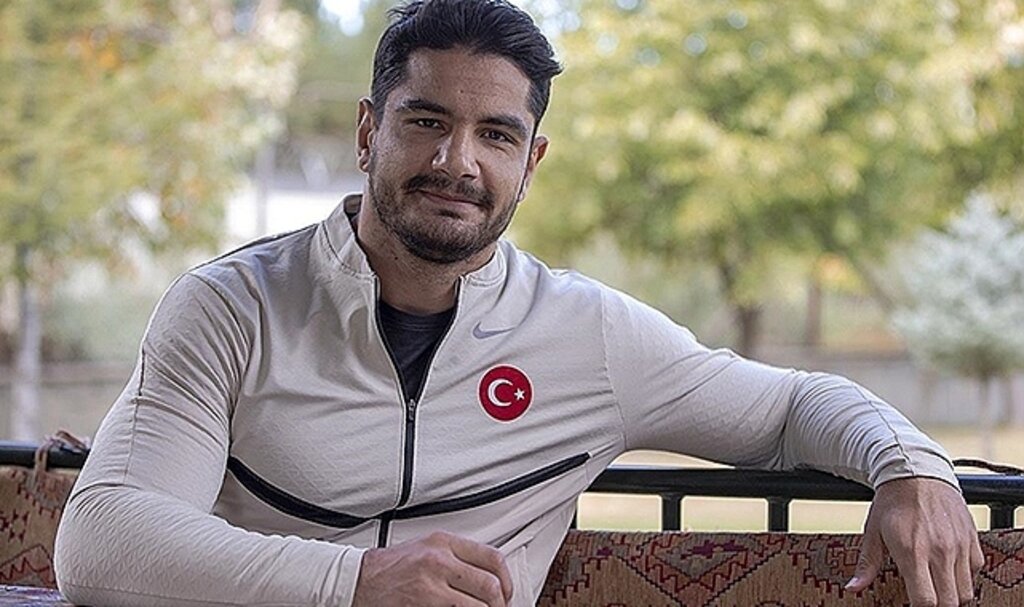 Taha Akgül, üçüncü dünya şampiyonluğu için mindere çıkacak SPOR