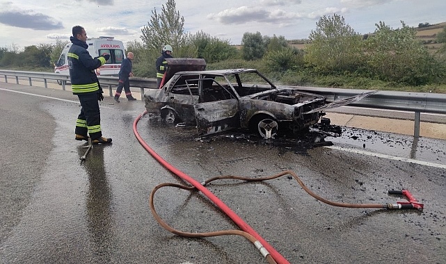 Tekirdağ'da alev alan araçta 1 kişi yanarak öldü, 1 kişi ise ağır yaralı -  ASAYİŞ - Samsun Hedef Halk Gazetesi İnternet Haber Sitesi