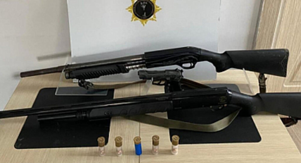 Bafra'da Silah Operasyonu: 3 Gözaltı ve Silah Ele Geçirildi