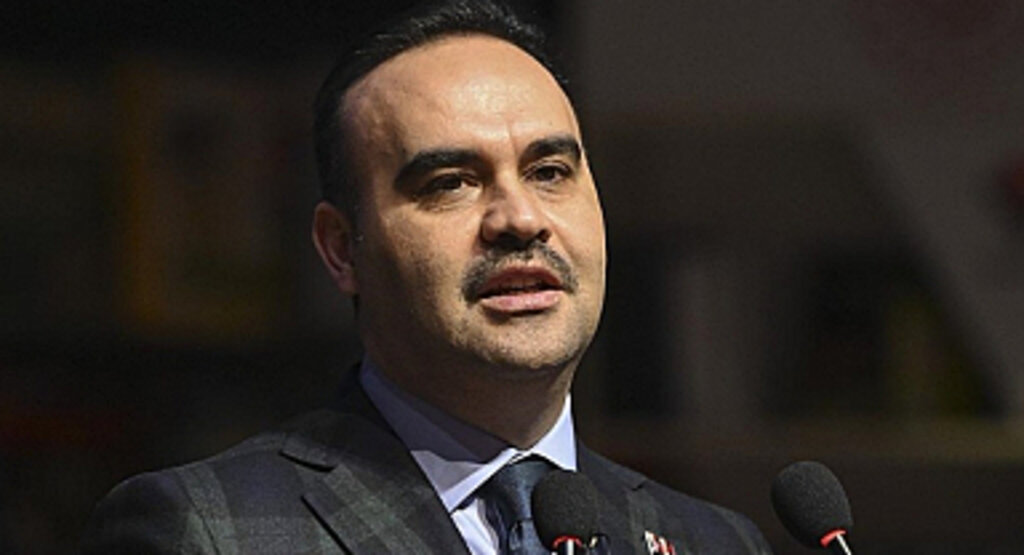 Bakan Kacır: 4 Milyar Lira Destek Bugün Deprem Bölgesindeki KOBİ'lere Aktarılıyor