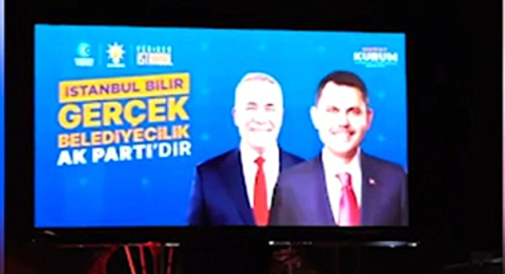 Parasını CHP Ödedi, Reklamı AK Parti Tarafından Kullanıldı
