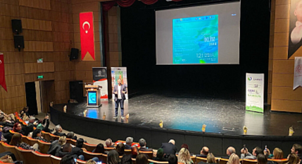 Samsun'da İklim Değişikliği Zirvesi: Geri Dönüşen Bir Gelecek İçin Adımlar Atıldı!