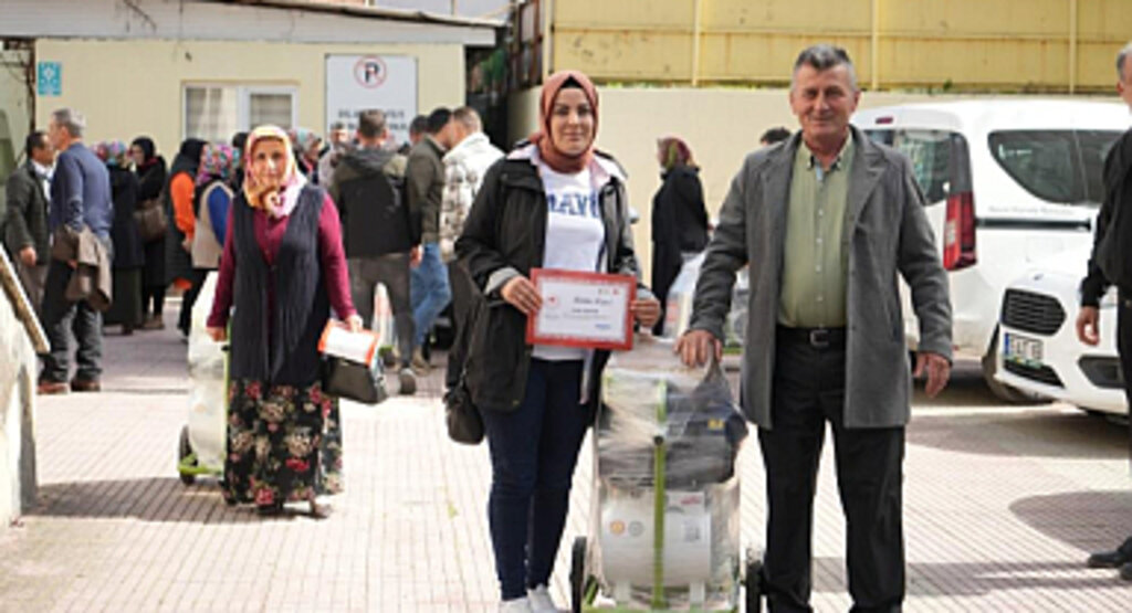 Samsun'da Kadın Çiftçilere Büyük Destek: Süt Sağım Makineleri Dağıtıldı