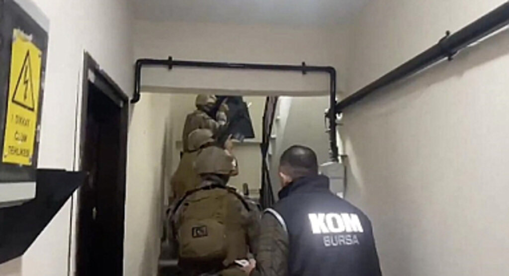 İçişleri Bakanı: 'Mahzen-32' Operasyonuyla Organize Suç Örgütü Çökertildi