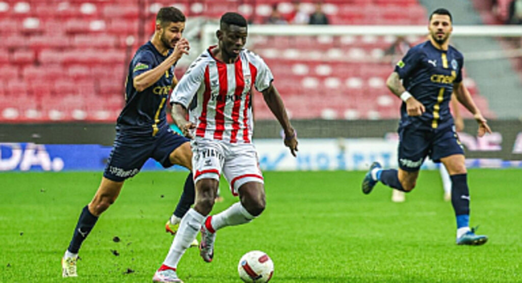 Samsunspor, Süper Lig'de Yarın Kasımpaşa'ya Konuk Olacak