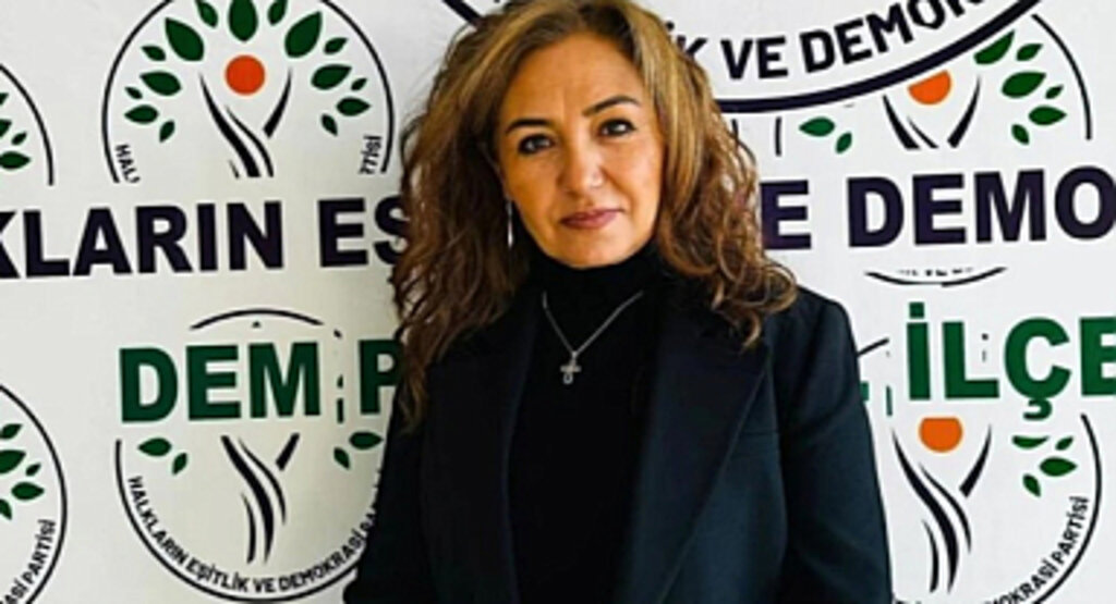 Türkiye'nin Tek Süryani Kadın Belediye Başkanı Tülin Kayır Oldu