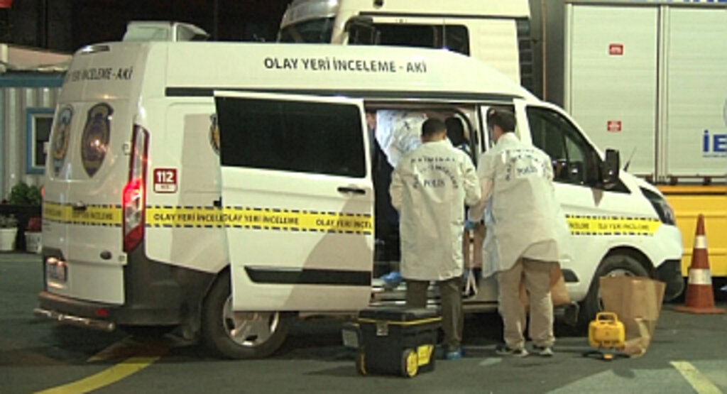 Cinayet Şüphelisi Sahte Kimlikle Yakalandı Arbede Sonucu Öldü