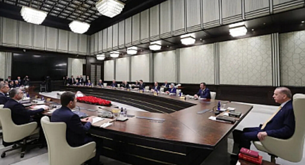 Cumhurbaşkanlığı Kabinesi Yarın Toplanıyor: Emekliler ve Dar Gelirlilerin Durumu Gündemde